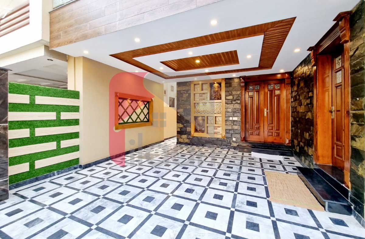 10 Marla House for Sale in Sector E, Bahria Town, Lahore