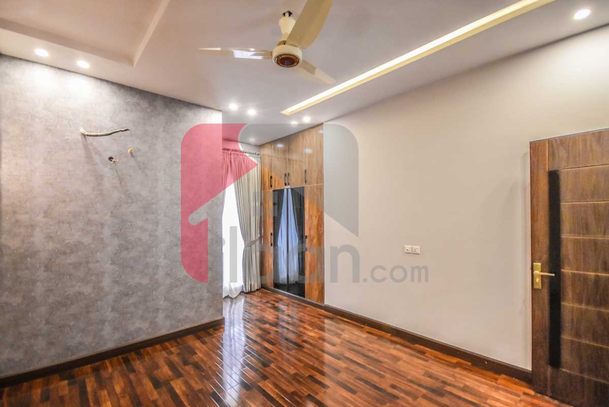 10 Marla House for Sale in Phase 1, State Life Housing Society, Lahore
