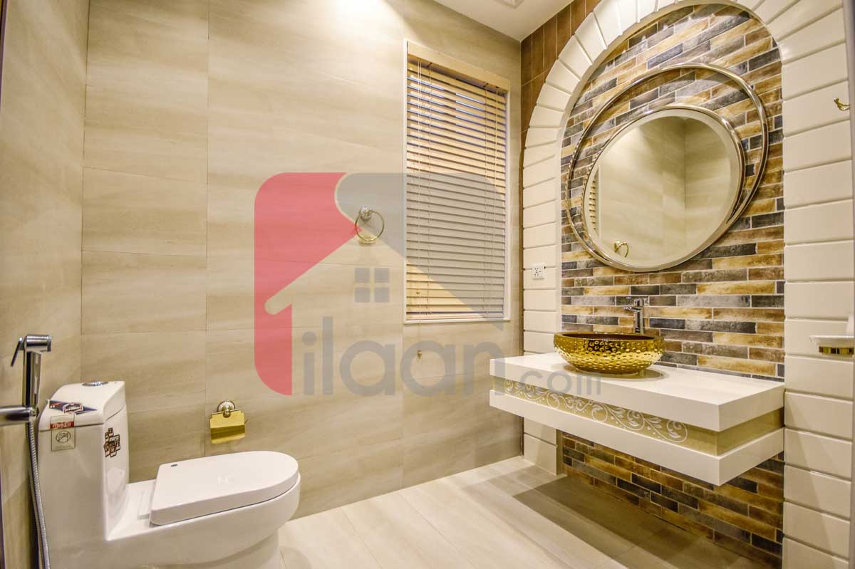 10 Marla House for Sale in Formanites Housing Scheme, Lahore