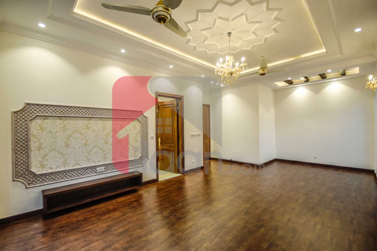 10 Marla House for Sale in Formanites Housing Scheme, Lahore