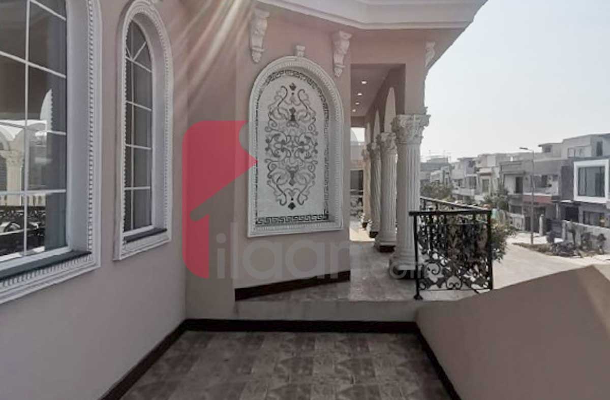 1 Kanal House for Sale in Block D, Phase 6, DHA Lahore