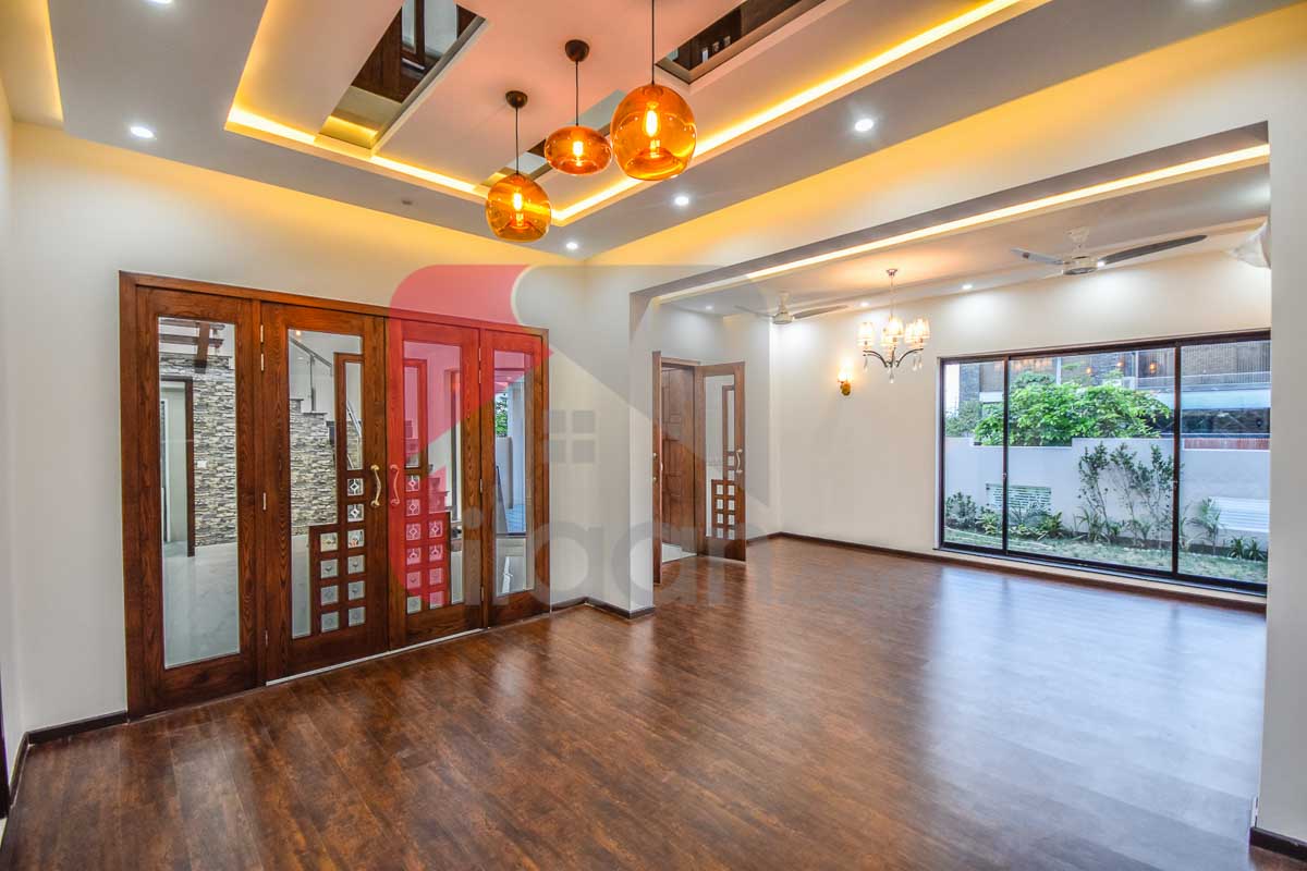 1 Kanal House for Sale in State Life Housing Society, Lahore