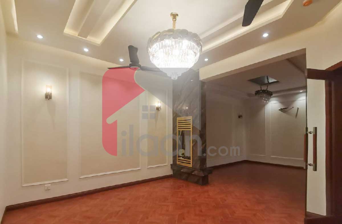 10 Marla House for Sale in Phase 7, DHA Lahore