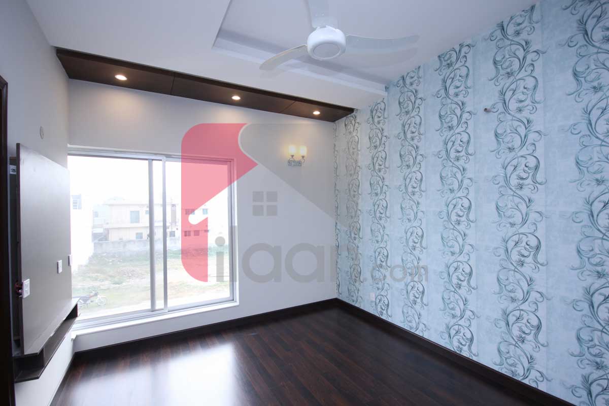 10 Marla House for Sale in Phase 6, DHA Lahore