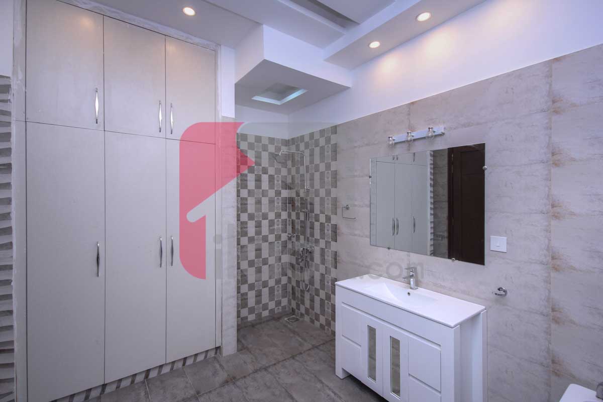 10 Marla House for Sale in Phase 6, DHA Lahore