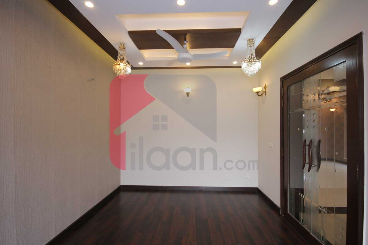 10 Marla House for Sale in Phase 6, DHA Lahore