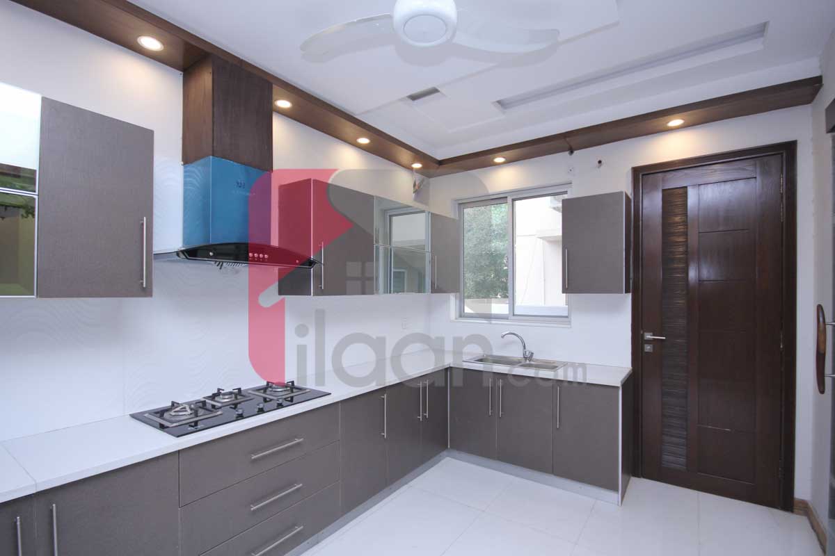 10 Marla House for Sale in Phase 6, DHA Lahore