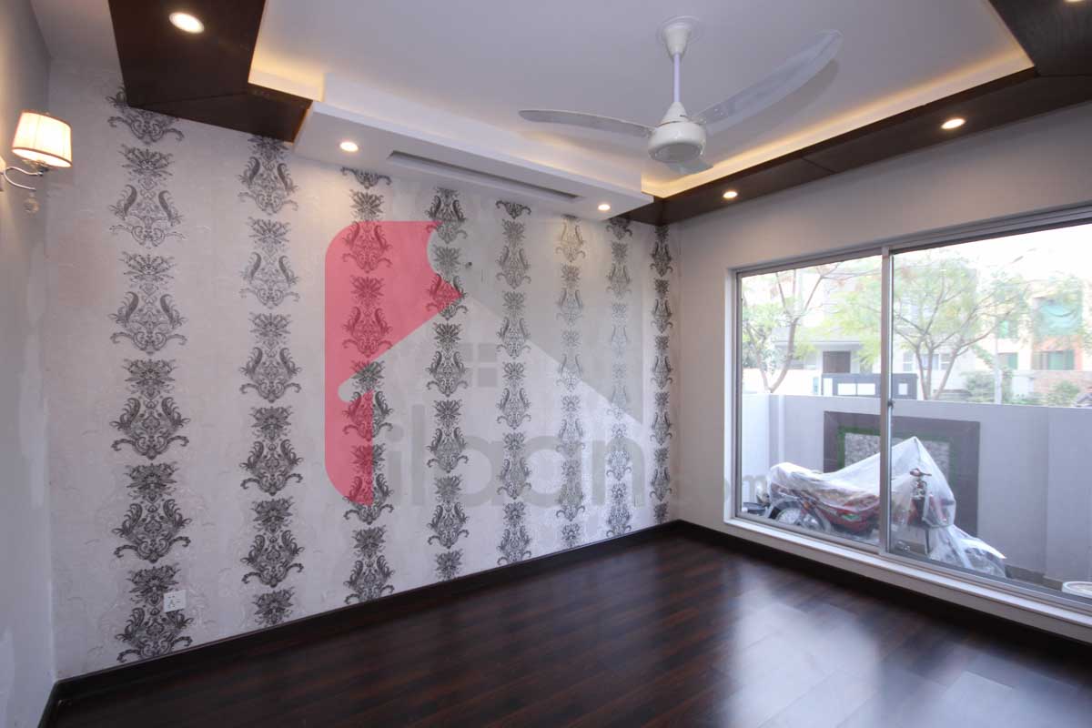 10 Marla House for Sale in Phase 6, DHA Lahore