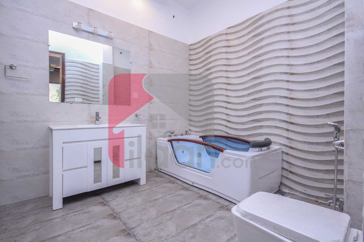 10 Marla House for Sale in Phase 6, DHA Lahore