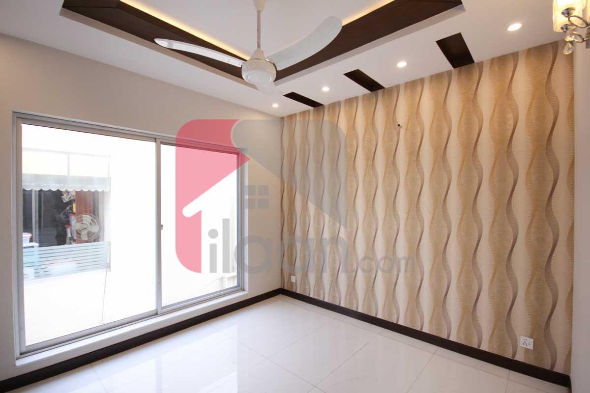 10 Marla House for Sale in Phase 6, DHA Lahore