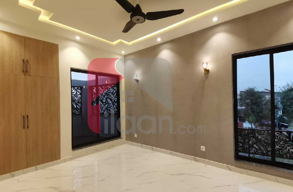 10 Marla House for Sale in Phase 6, DHA Lahore