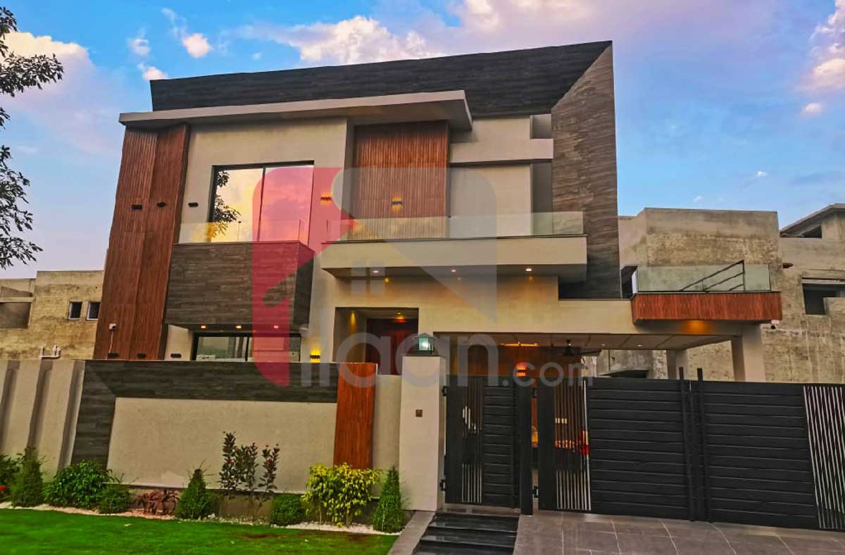 10 Marla House for Sale in Phase 6, DHA Lahore
