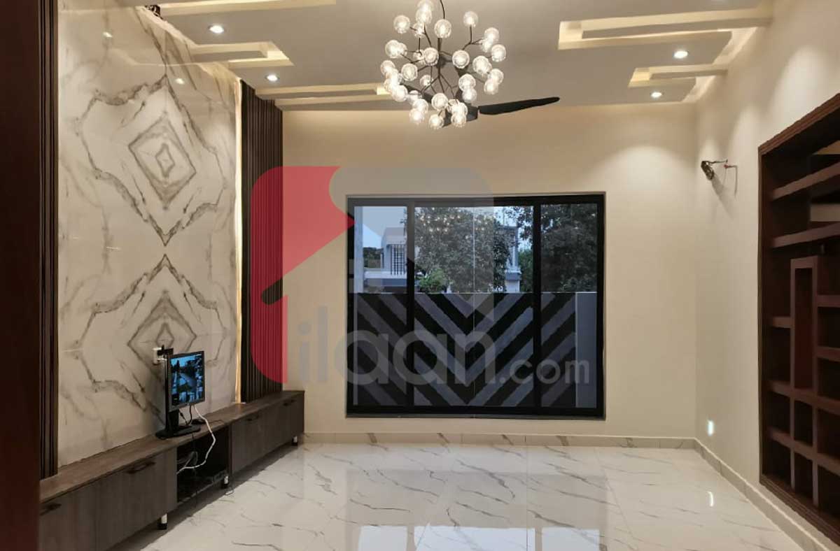 10 Marla House for Sale in Phase 6, DHA Lahore