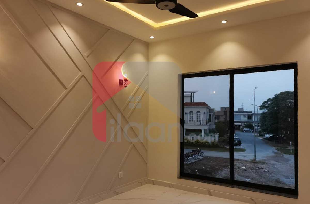 10 Marla House for Sale in Phase 6, DHA Lahore