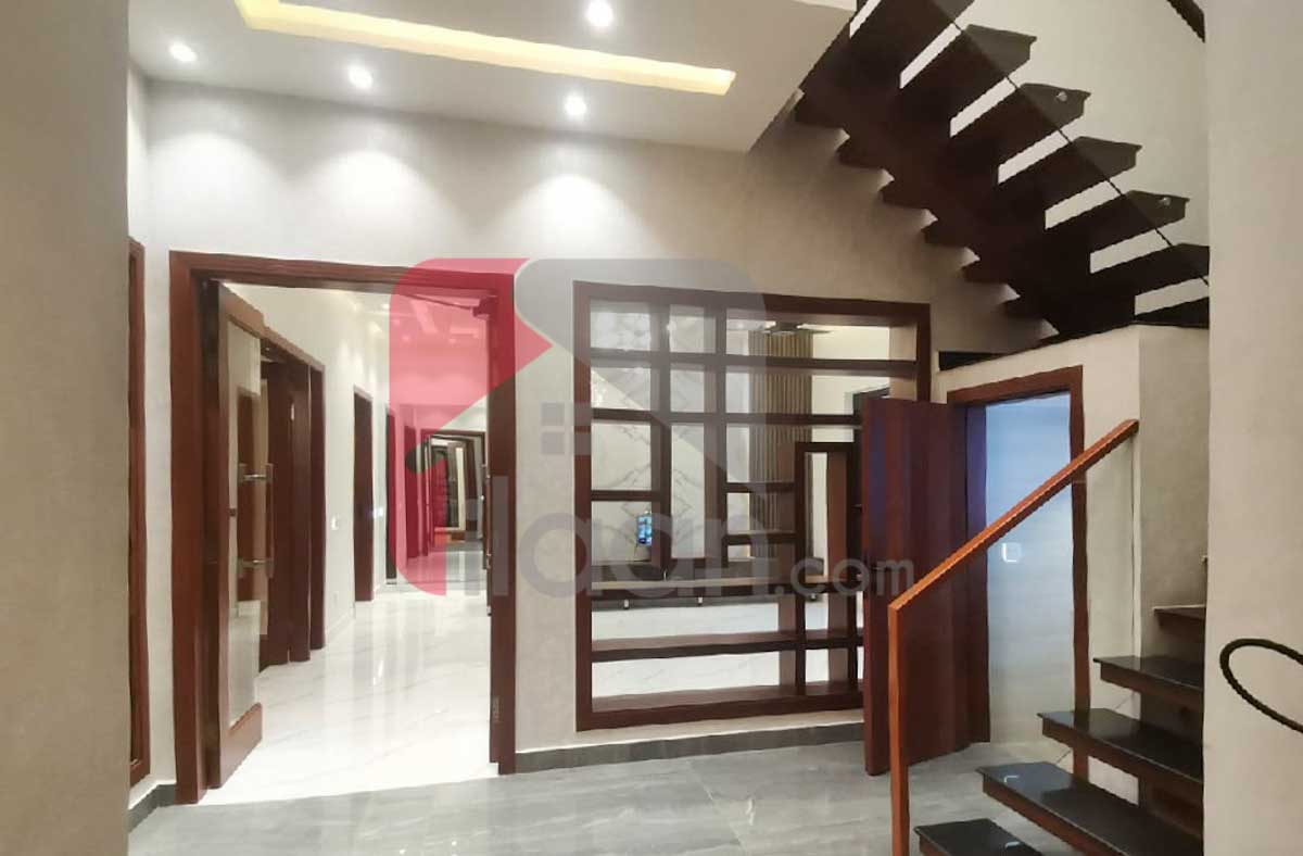 10 Marla House for Sale in Phase 6, DHA Lahore