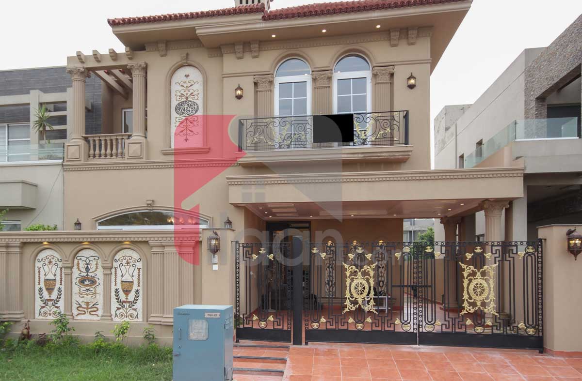 10 Marla House for Sale in Bankers Cooperative Housing Society, Lahore