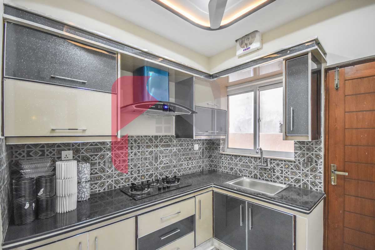 10 Marla House for Sale in Bankers Cooperative Housing Society, Lahore