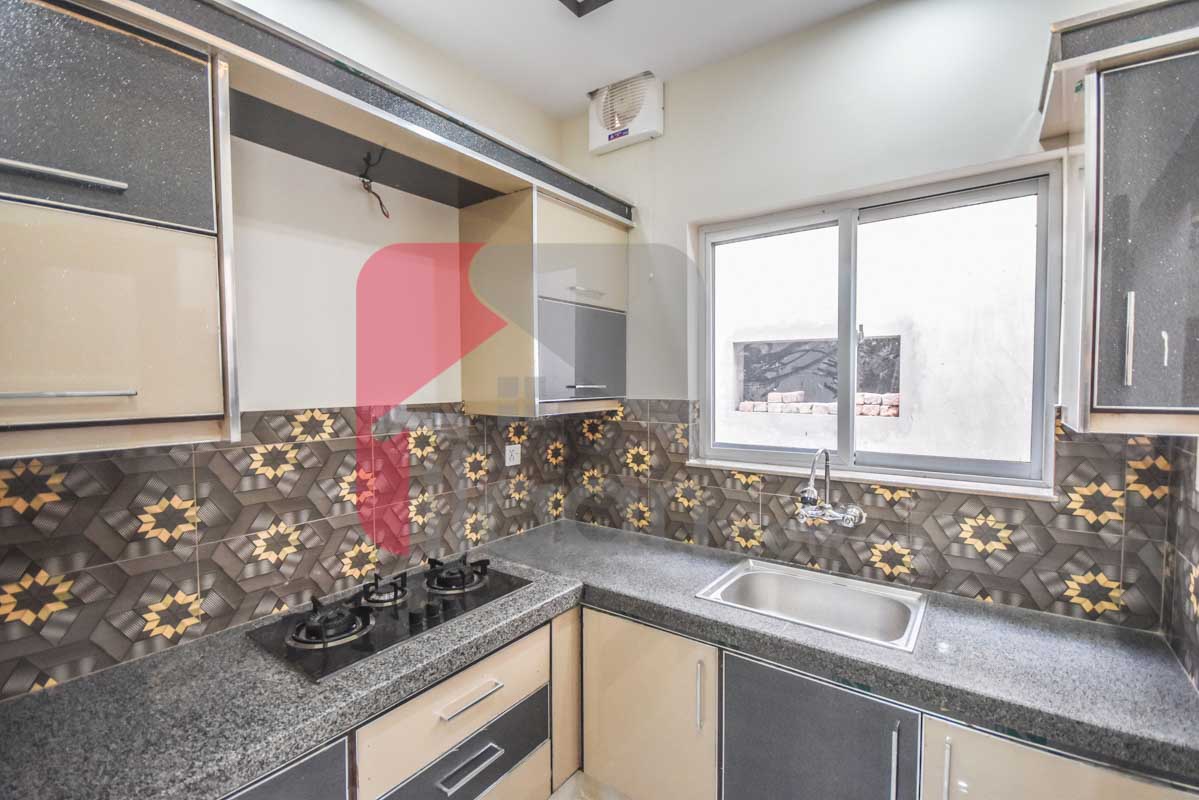 10 Marla House for Sale in Bankers Cooperative Housing Society, Lahore