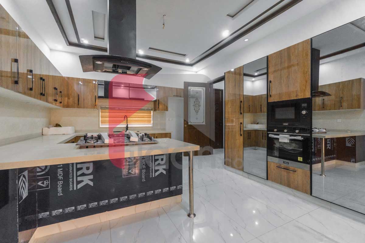 1 Kanal House for Sale in Block E, Phase 6, DHA Lahore