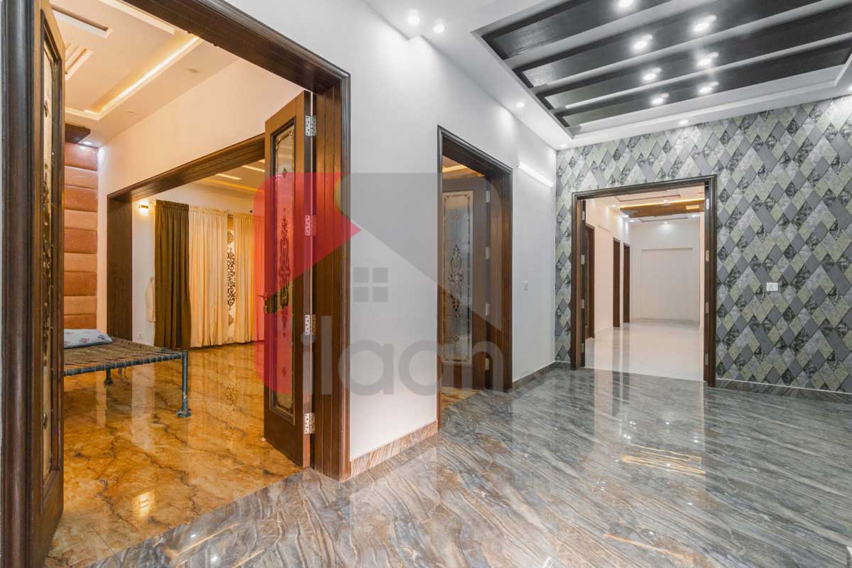 1 Kanal House for Sale in Block E, Phase 6, DHA Lahore