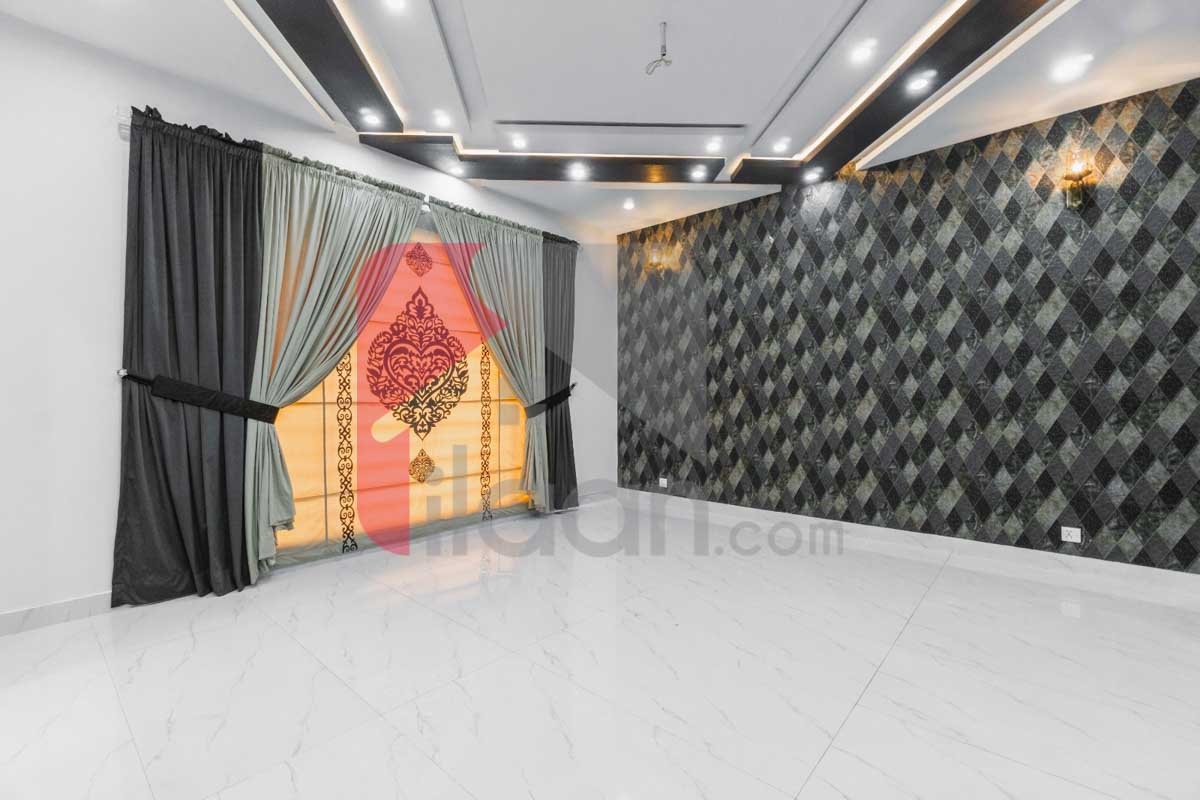 1 Kanal House for Sale in Block E, Phase 6, DHA Lahore