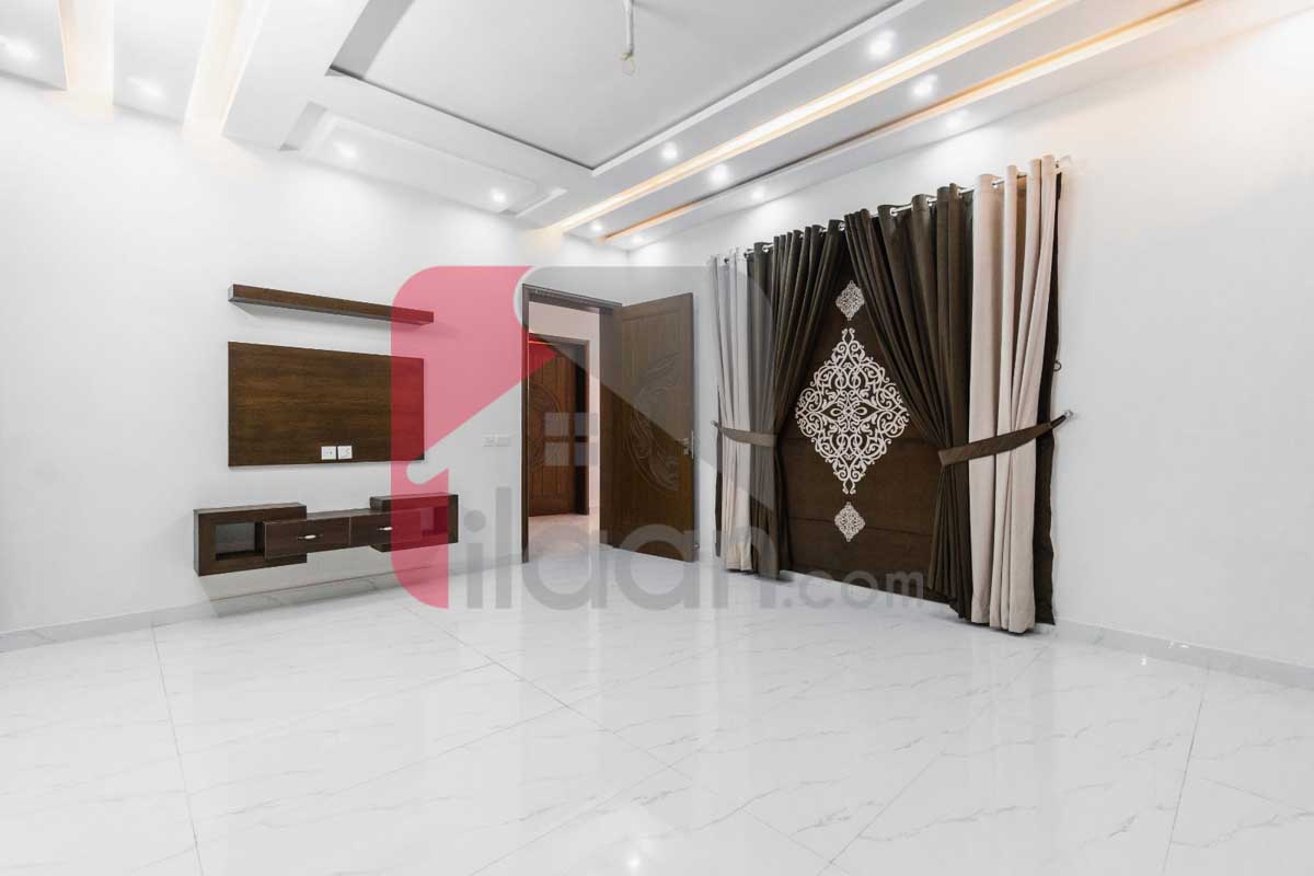 1 Kanal House for Sale in Block E, Phase 6, DHA Lahore