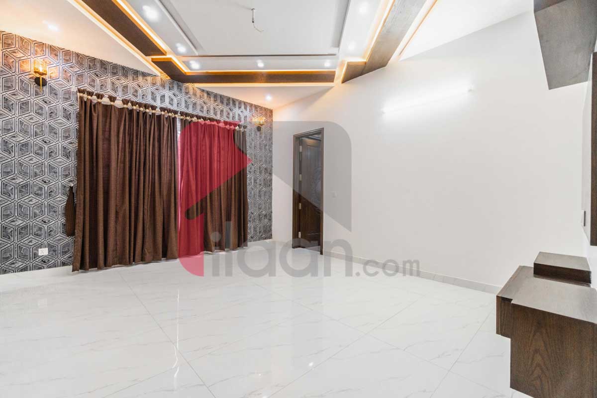 1 Kanal House for Sale in Block E, Phase 6, DHA Lahore