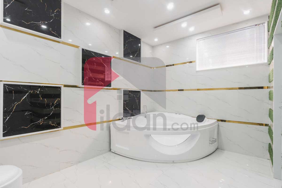 1 Kanal House for Sale in Block E, Phase 6, DHA Lahore