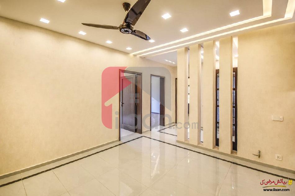 10 Marla House for Sale in Formanites Housing Scheme, Lahore