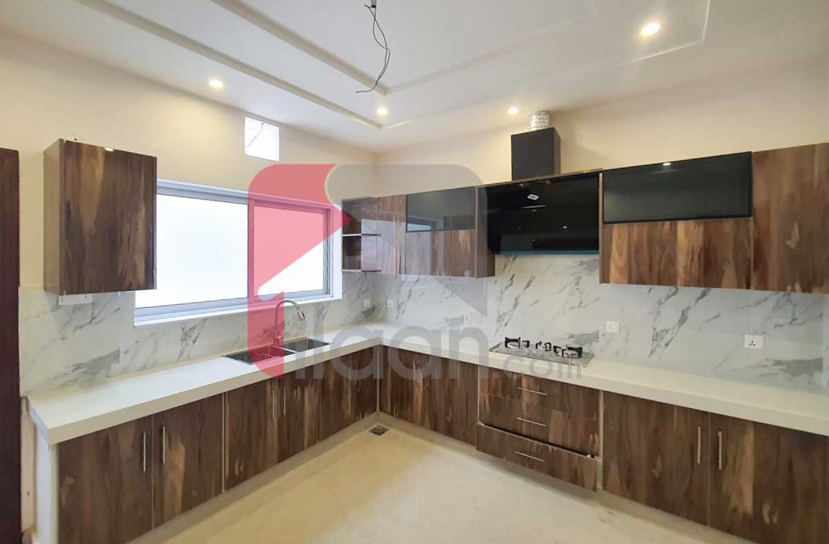 9 Marla House for Sale in Khalid Abad, Faisalabad