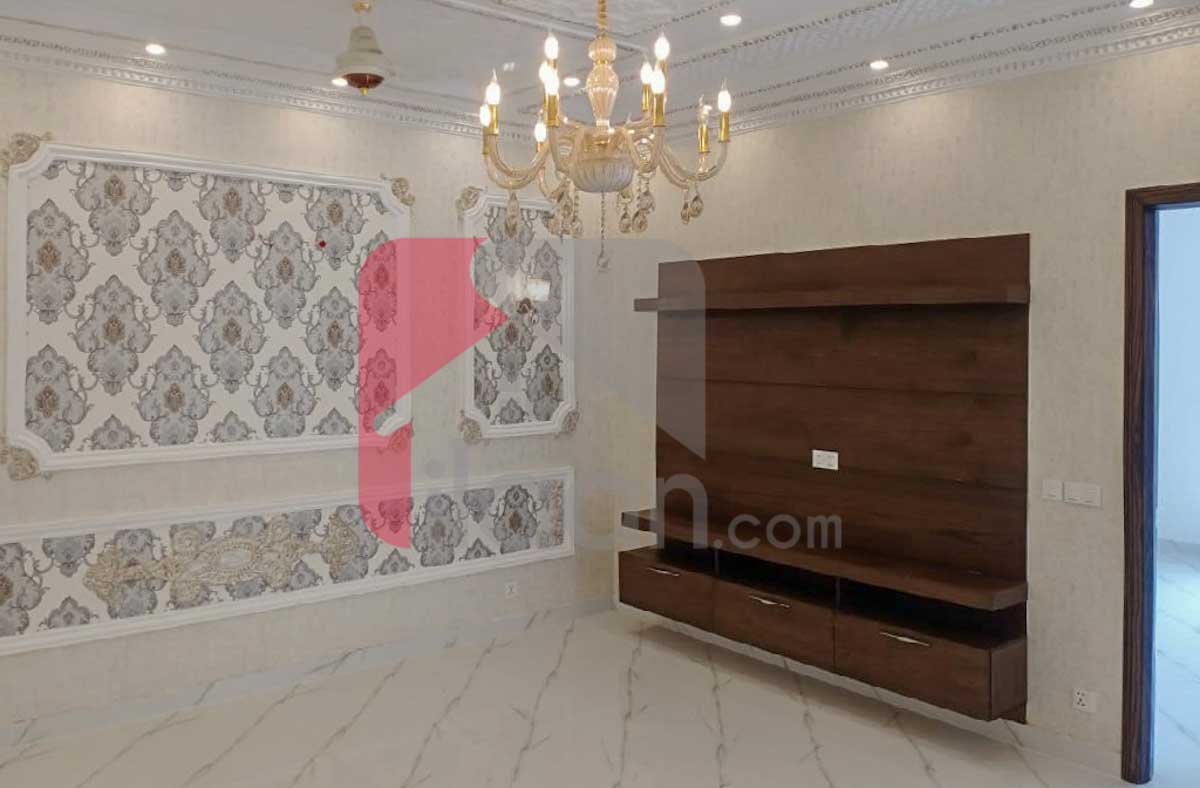 10 Marla House for Sale in Formanites Housing Scheme, Lahore