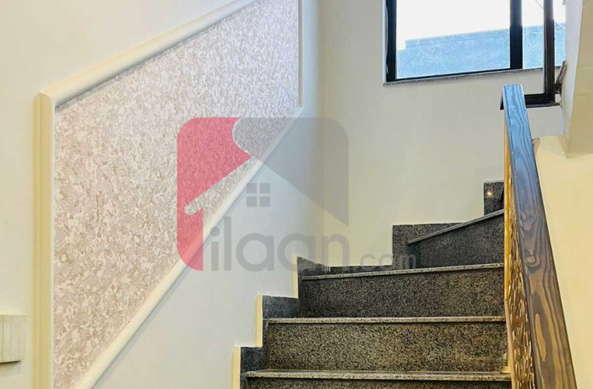 10 Marla House for Sale in Formanites Housing Scheme, Lahore