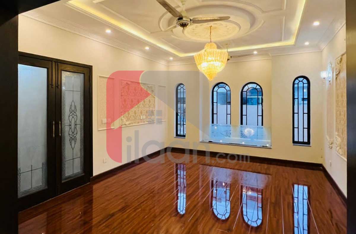 10 Marla House for Sale in Formanites Housing Scheme, Lahore