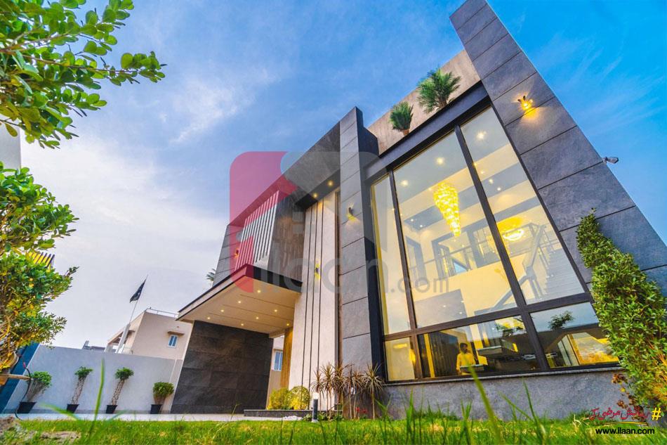 9 Marla House for Sale in Bankers Cooperative Housing Society, Lahore