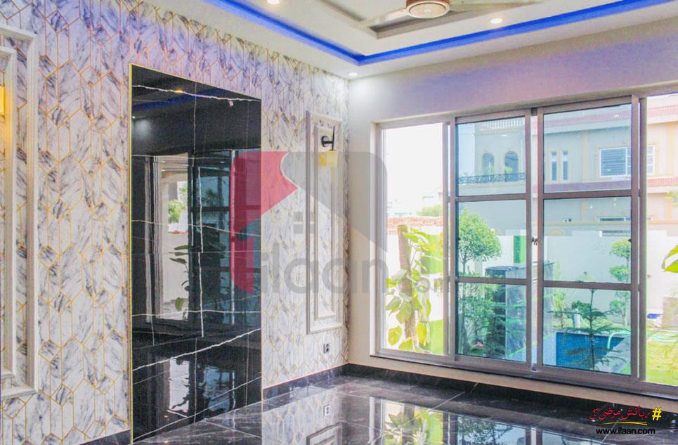 10 Marla house for Sale in Formanites Housing Scheme, Lahore