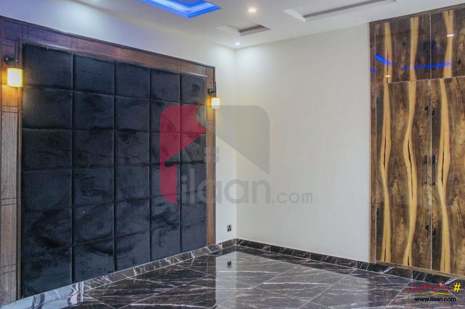 10 Marla house for Sale in Formanites Housing Scheme, Lahore