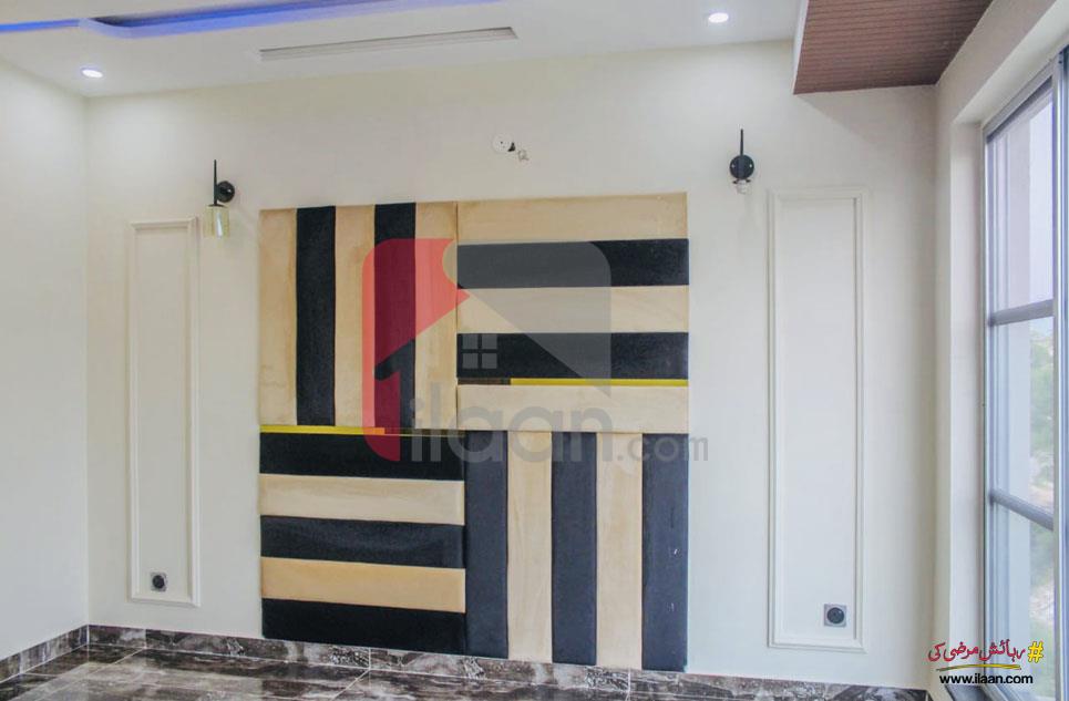 10 Marla house for Sale in Formanites Housing Scheme, Lahore
