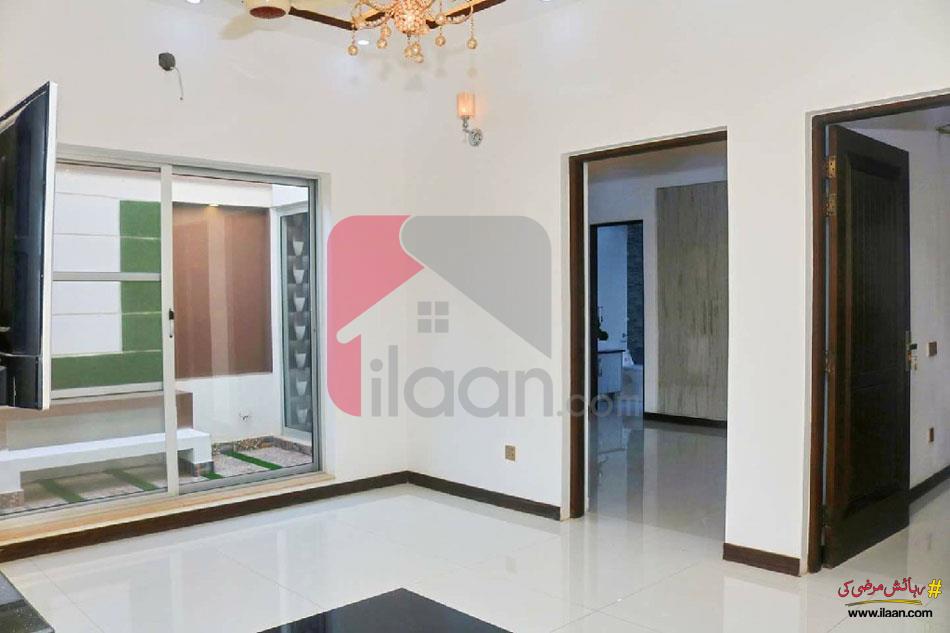 18 Marla House for Sale in Bankers Avenue Cooperative Housing Society, Lahore