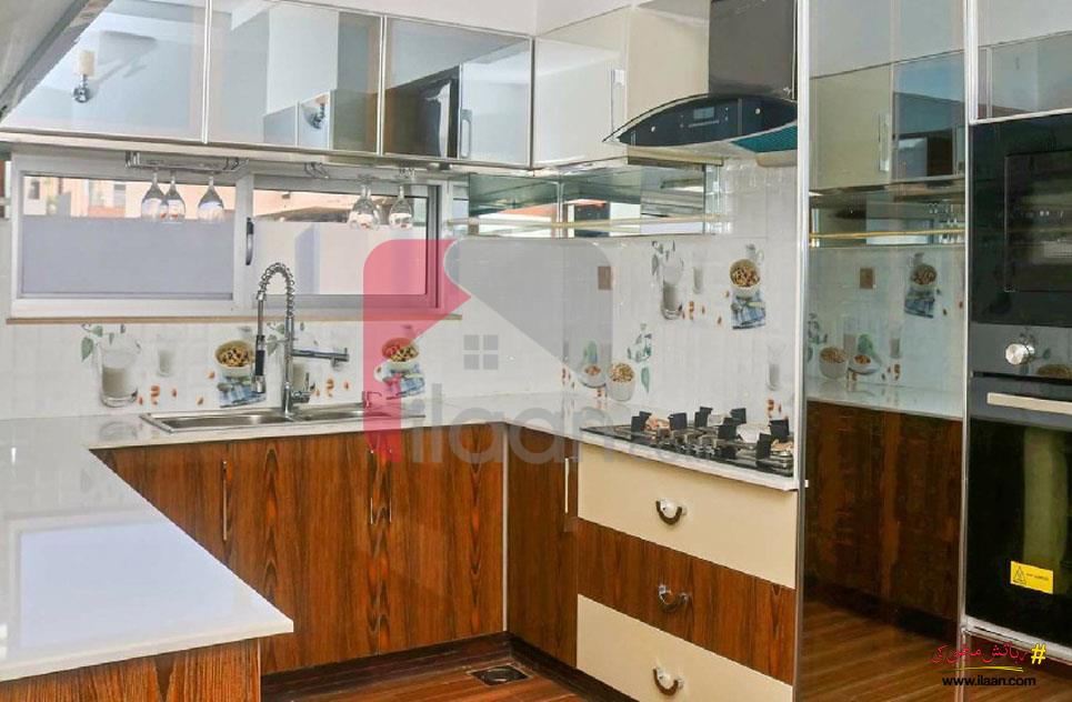 18 Marla House for Sale in Bankers Avenue Cooperative Housing Society, Lahore