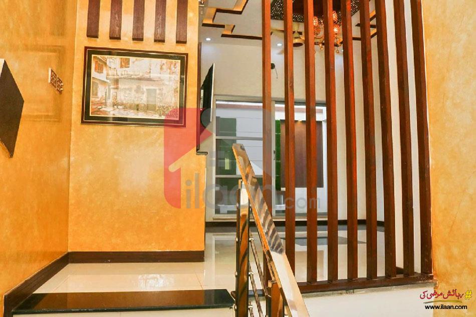 18 Marla House for Sale in Bankers Avenue Cooperative Housing Society, Lahore