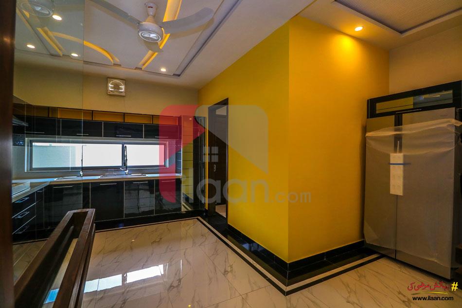 1 Kanal House for Sale in Bankers Avenue Cooperative Housing Society, Lahore