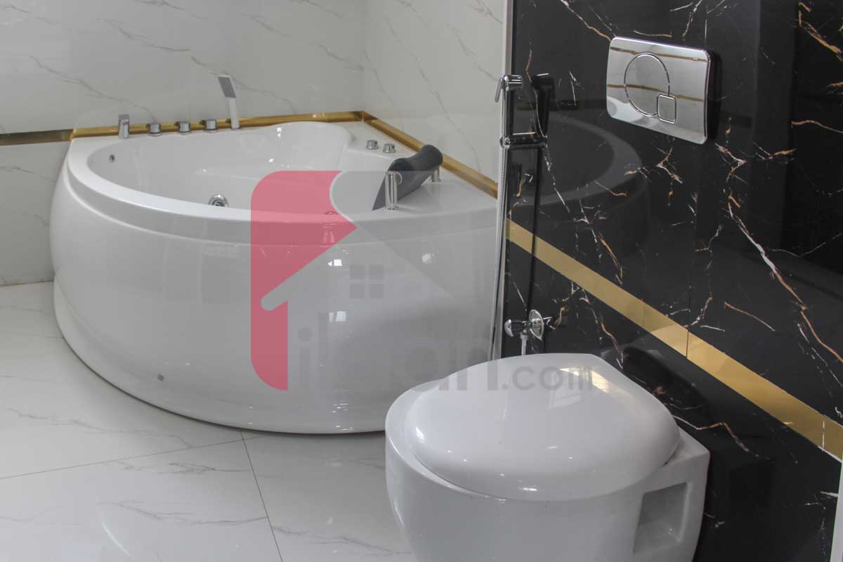 1 Kanal House for Sale in Block E, Phase 1, State Life Housing Society, Lahore