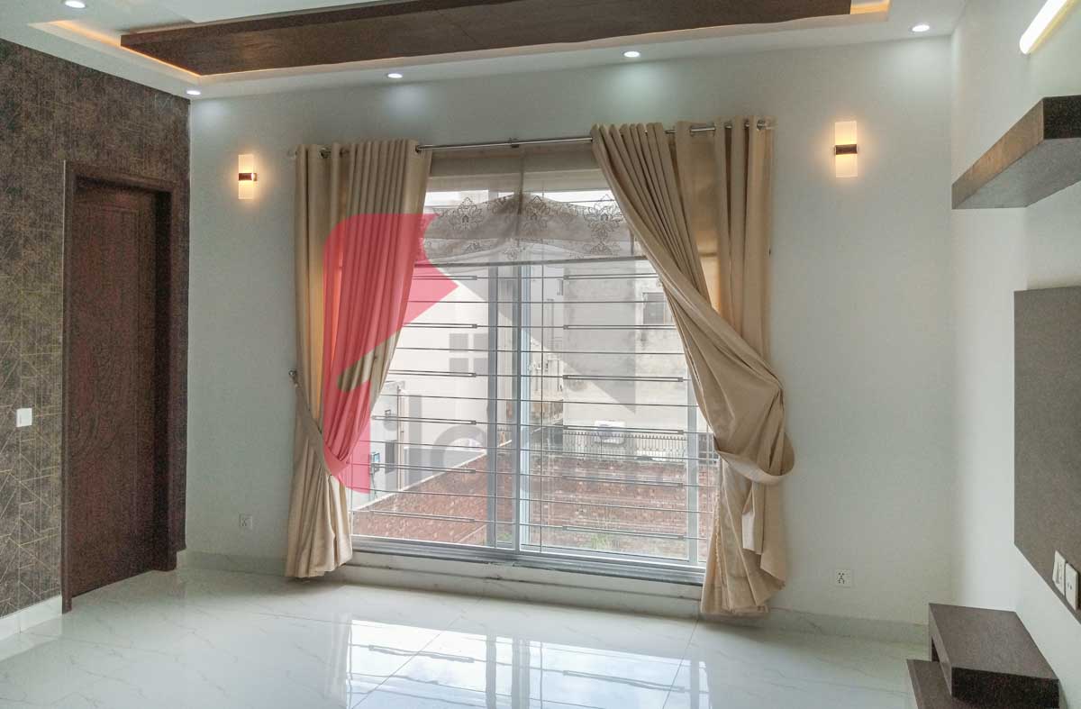 1 Kanal House for Sale in Block E, Phase 1, State Life Housing Society, Lahore