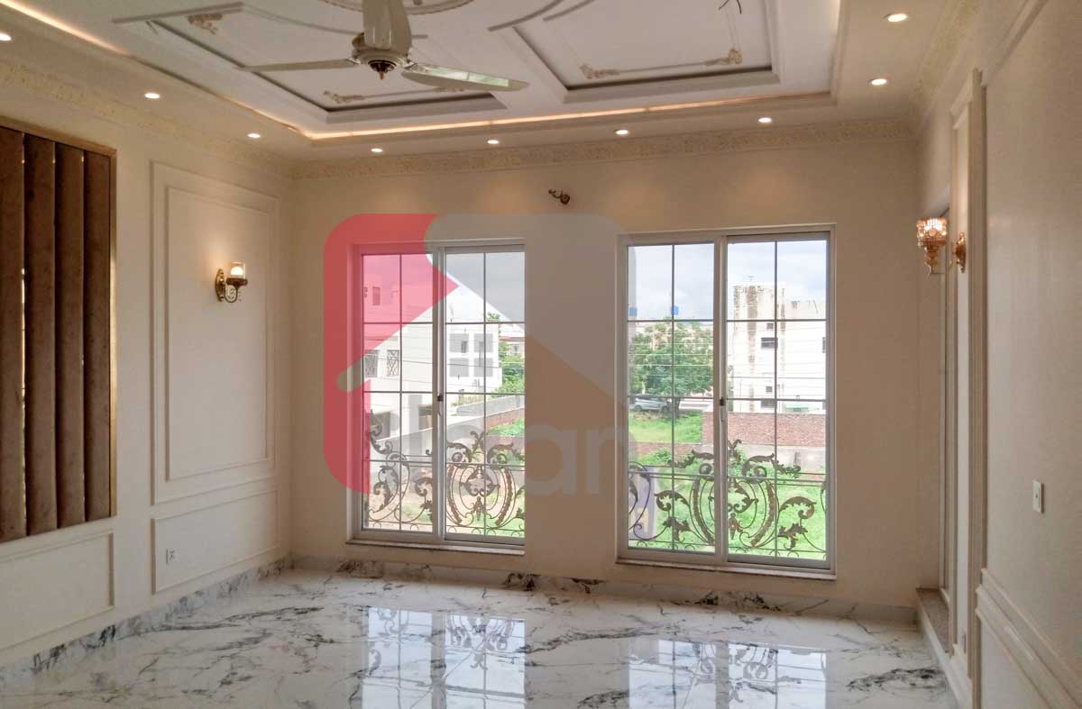 1 Kanal House for Sale in Block E, Phase 1, State Life Housing Society, Lahore