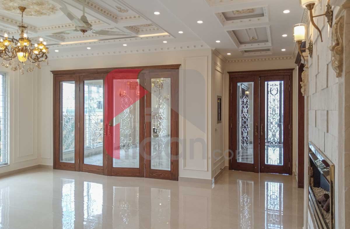 1 Kanal House for Sale in Block E, Phase 1, State Life Housing Society, Lahore