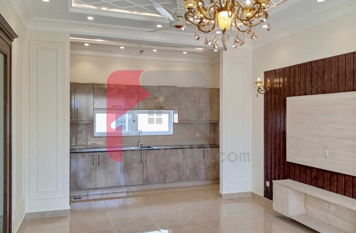 1 Kanal House for Sale in Block E, Phase 1, State Life Housing Society, Lahore