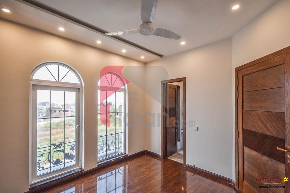 9 Marla House for Sale in Bankers Cooperative Housing Society, Lahore