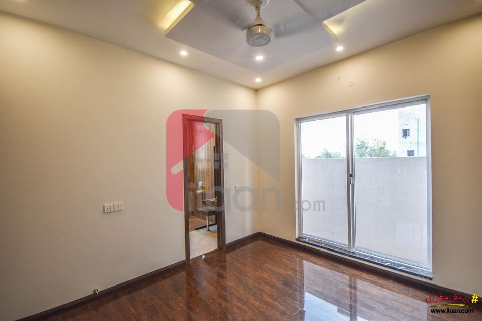 9 Marla House for Sale in Bankers Cooperative Housing Society, Lahore