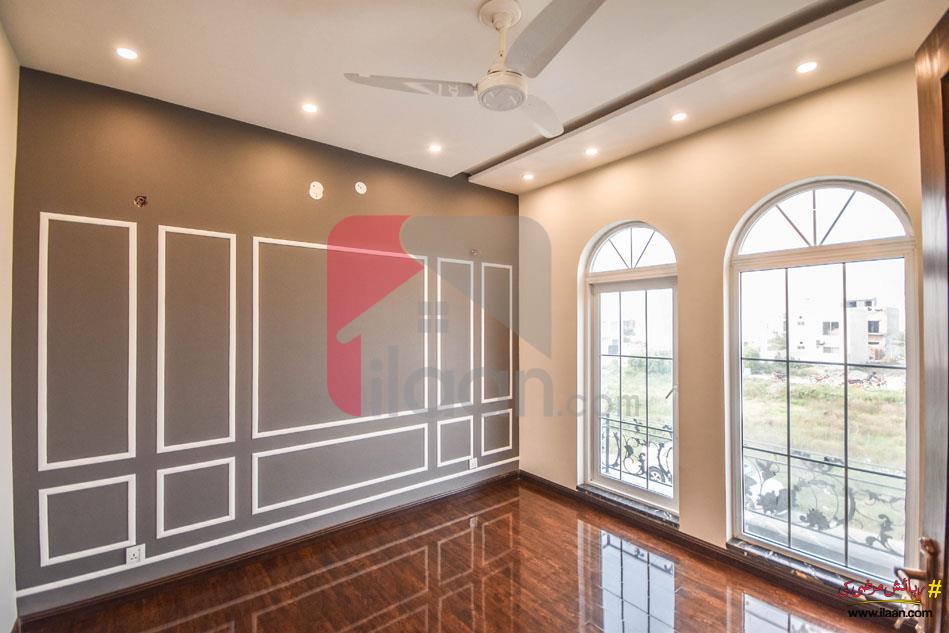 9 Marla House for Sale in Bankers Cooperative Housing Society, Lahore