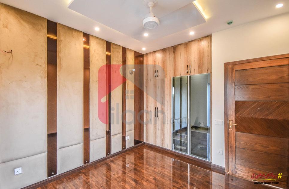 9 Marla House for Sale in Bankers Cooperative Housing Society, Lahore